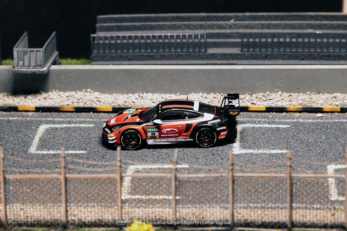 (Pre-order) Tarmac Works 1/64 Porsche 911 GT3 R DTM 2026 Bastian Buus Diecast