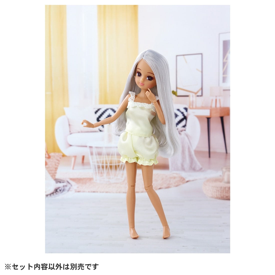 Takara Tomy Licca Rika-chan (Licca-chan) Stylish Photogenic Lily Doll