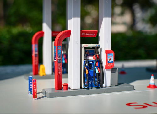 Load image into Gallery viewer, Tiny City Hong Kong Bd30 1/64 ESSO Gas Station Petrol Model Diorama
