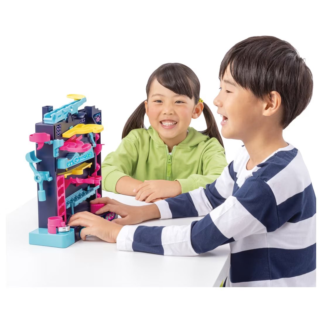 Takara Tomy Athletic Land Game Level Up (Children Board Game)