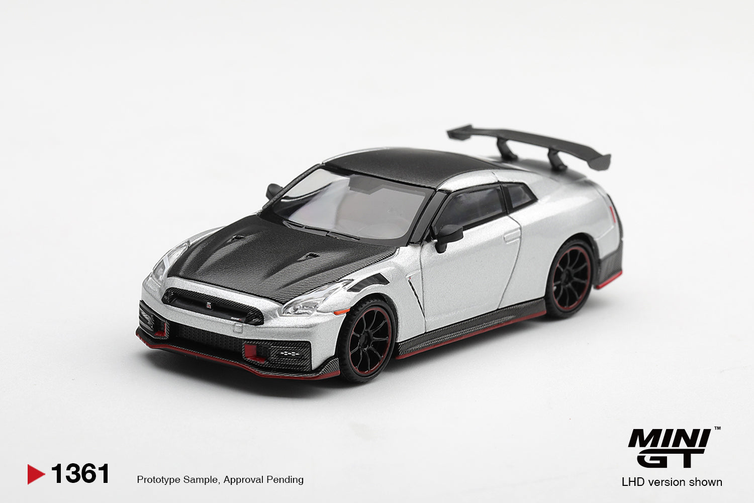(Pre-order) Mini GT #1361 Nissan GT-R R35 NISMO 2024 Silver Metallic RHD Model