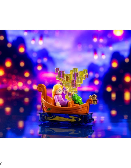 Load image into Gallery viewer, Takara Tomy Dream Tomica No.184 Disney Tomica Parade Rapunzel Tangle
