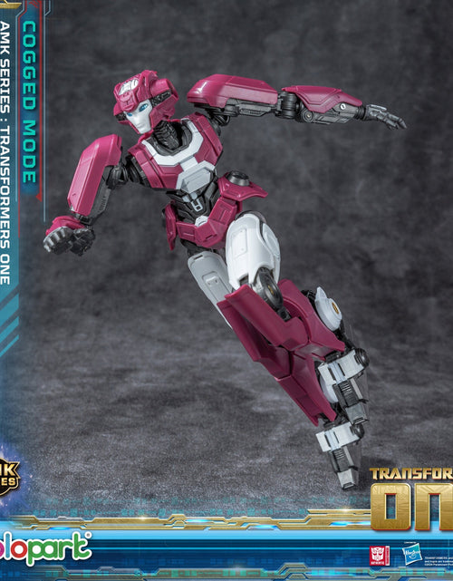 Load image into Gallery viewer, TRANSFORMERS ONE AMK (Cogged Mode) Elita-1 Model Kit
