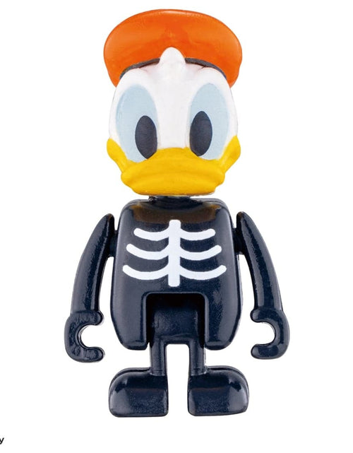 Load image into Gallery viewer, Takara Tomy Dream Tomica Model Car Parade SP Donald Duck Halloween Edition 2025
