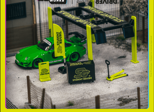 Load image into Gallery viewer, Tarmac Works 1/64 Garage tools set Student Driver Diorama Parts
