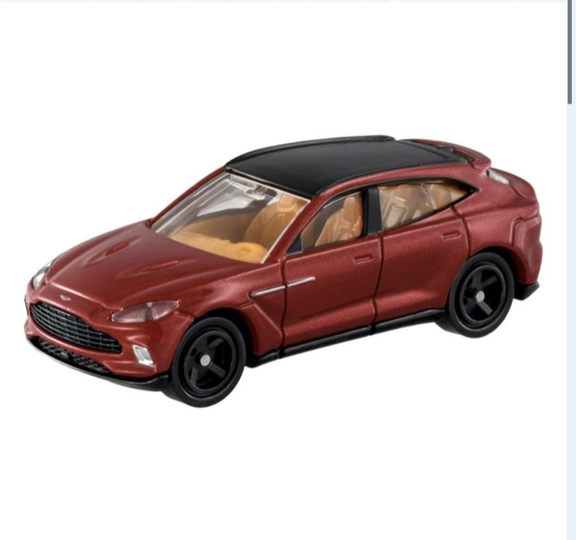 Takara Tomy Tomica Die-cast Car - NO.075 Aston Martin DBX