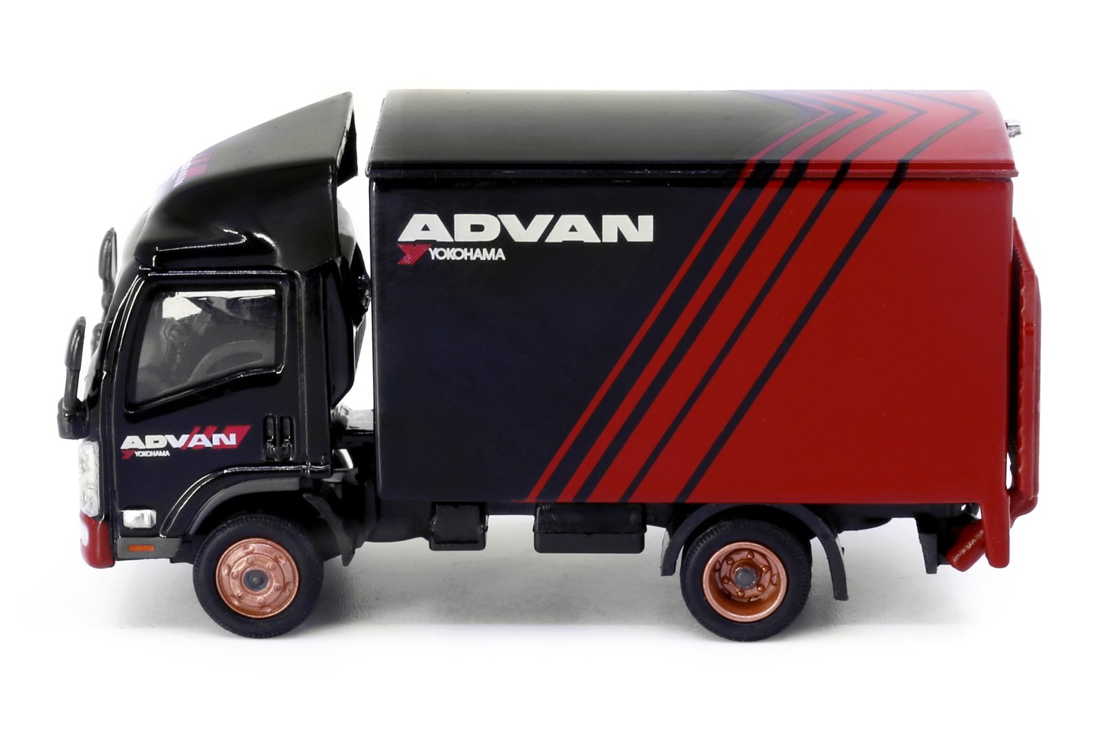 Tiny City JP3 Die-cast Model Car - ISUZU N Series (ADVAN)