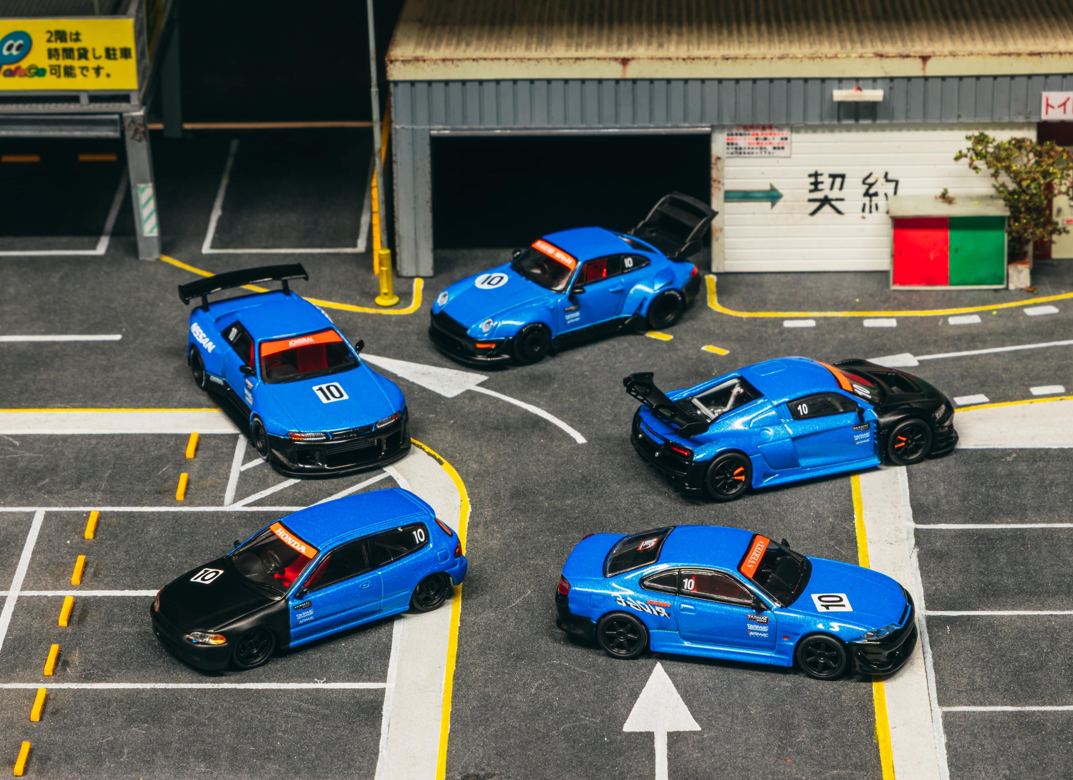 Tarmac Works 10th Anniversary Box Set 5 Model Cars+Trading Cards SET