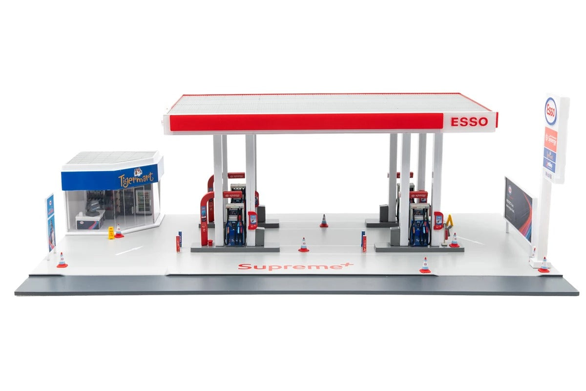 Tiny City Hong Kong Bd30 1/64 ESSO Gas Station Petrol Model Diorama