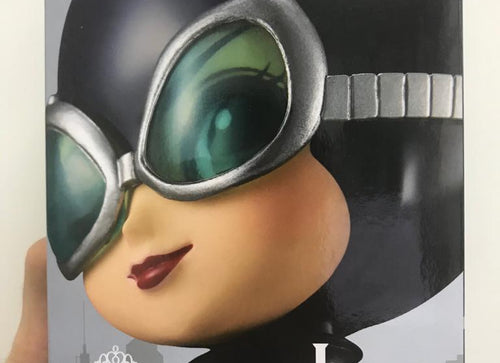 Load image into Gallery viewer, Banpresto Q Posket DC characters Catwoman Special Color Version Figure 14cm

