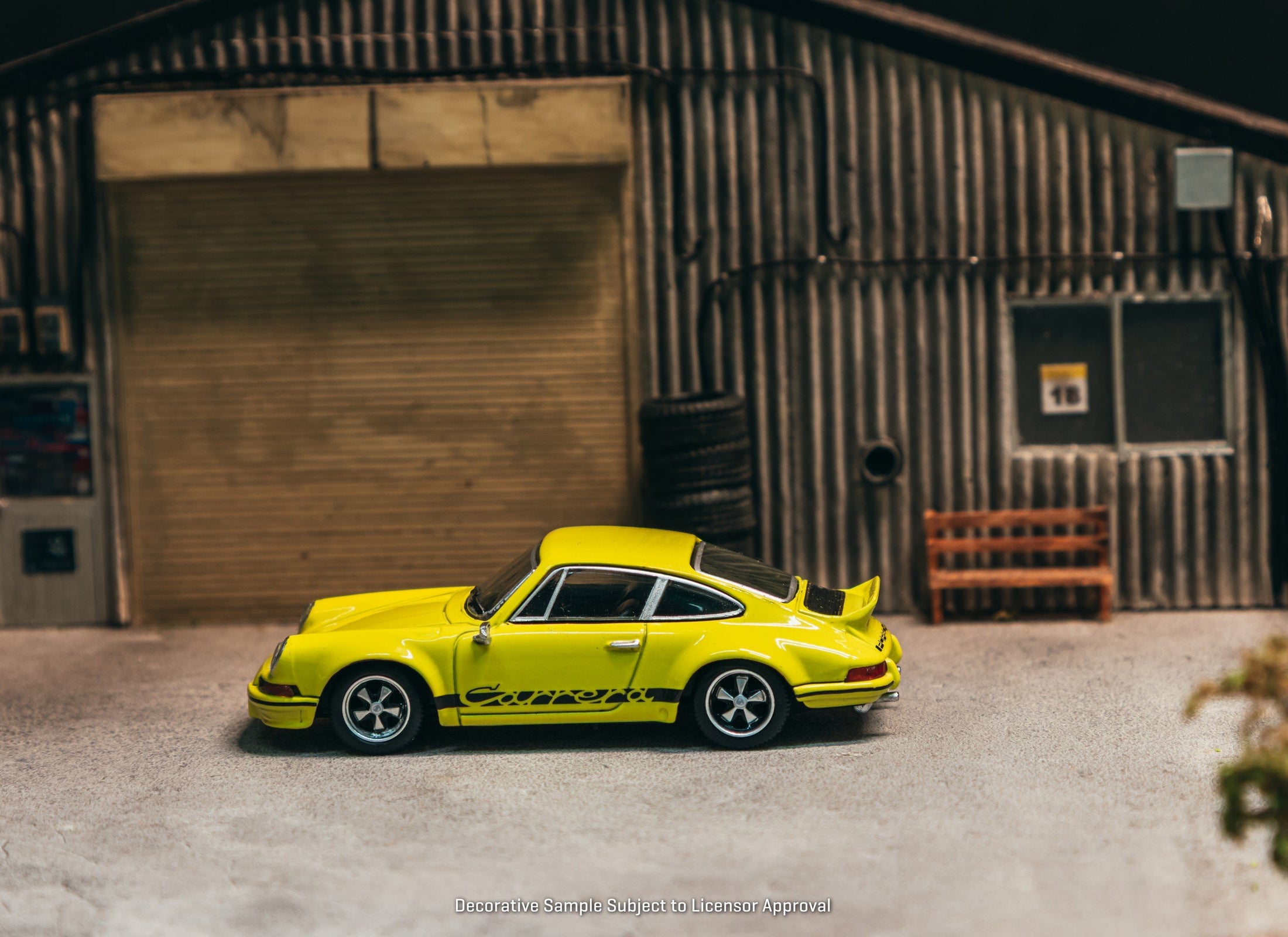 (Pre-order) Tarmac Works 1/64 Porsche 911 Carrera RS 2.7 Lightweight Yellow