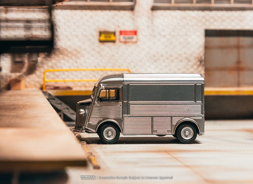 Load image into Gallery viewer, (Pre-order) Tarmac Works 1/64 Citroen Type H Silver Diecast Model Car
