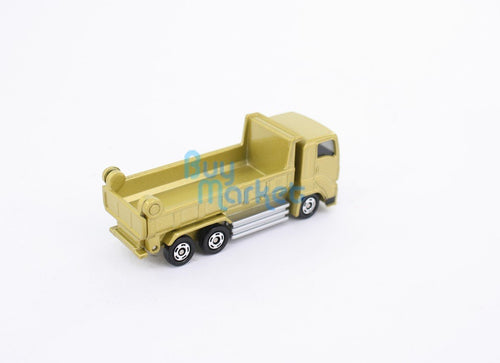 Load image into Gallery viewer, Takara Tomy Tomica #101 Isuzu Giga Dump Truck 8CM Diecast Toy Car Japan
