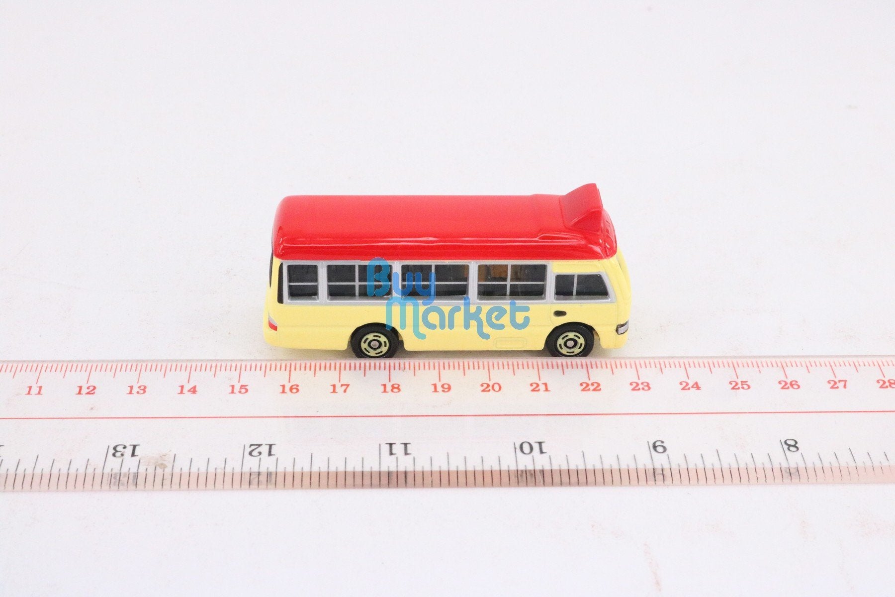 Takara Tomy TOMICA Hong Kong Minibus Toyota COASTER Red Scale 1/89 Diecast car