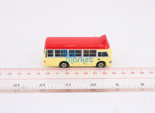 Load image into Gallery viewer, Takara Tomy TOMICA Hong Kong Minibus Toyota COASTER Red Scale 1/89 Diecast car
