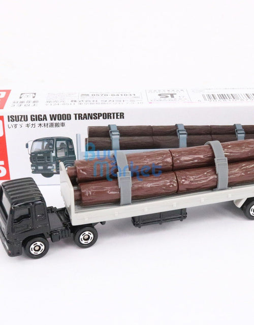 Load image into Gallery viewer, Takara Tomy TOMICA No.125 Long Isuzu Giga Wood Transporter Diecast Toy Car
