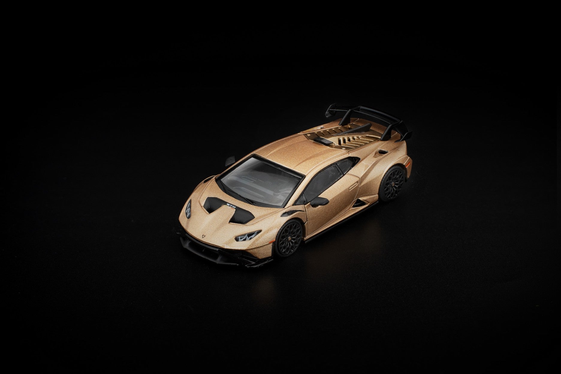 (Pre-order) POPRACE 1/64 LAMBORGHINI HURACAN STO MATTE GOLD #PR640413 Model Car
