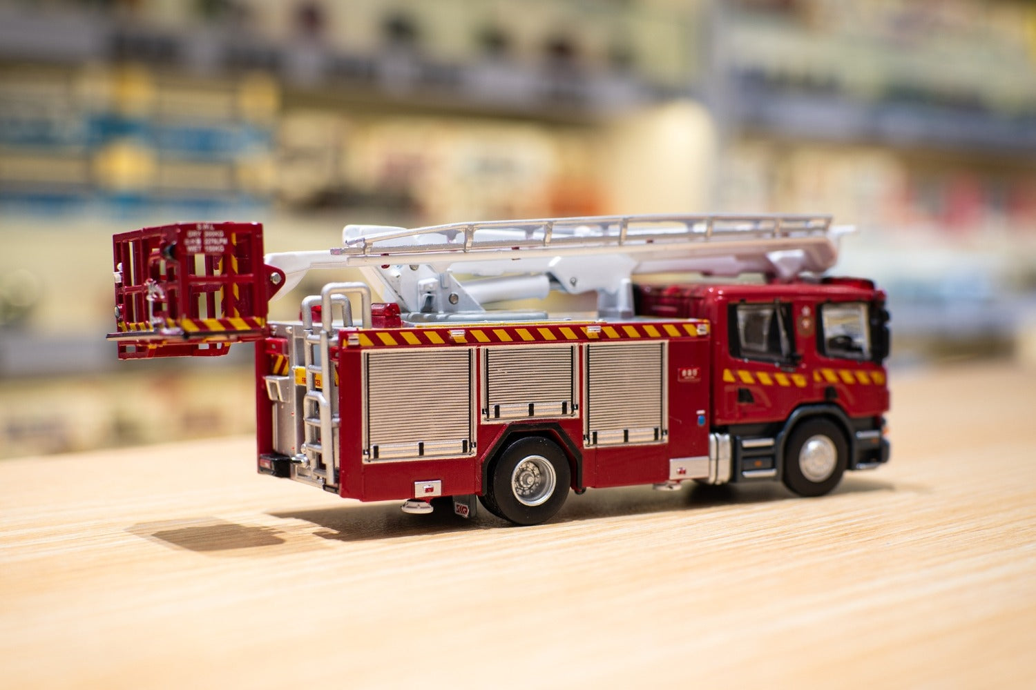 Tiny City Die-cast Model Car - Scania HKFSD Hydraulic Platform (F2315)