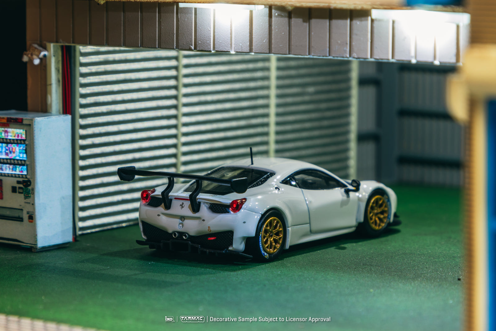 Tarmac Works 1/64 Ferrari 458 Italia GT3 White Diecast Model Car
