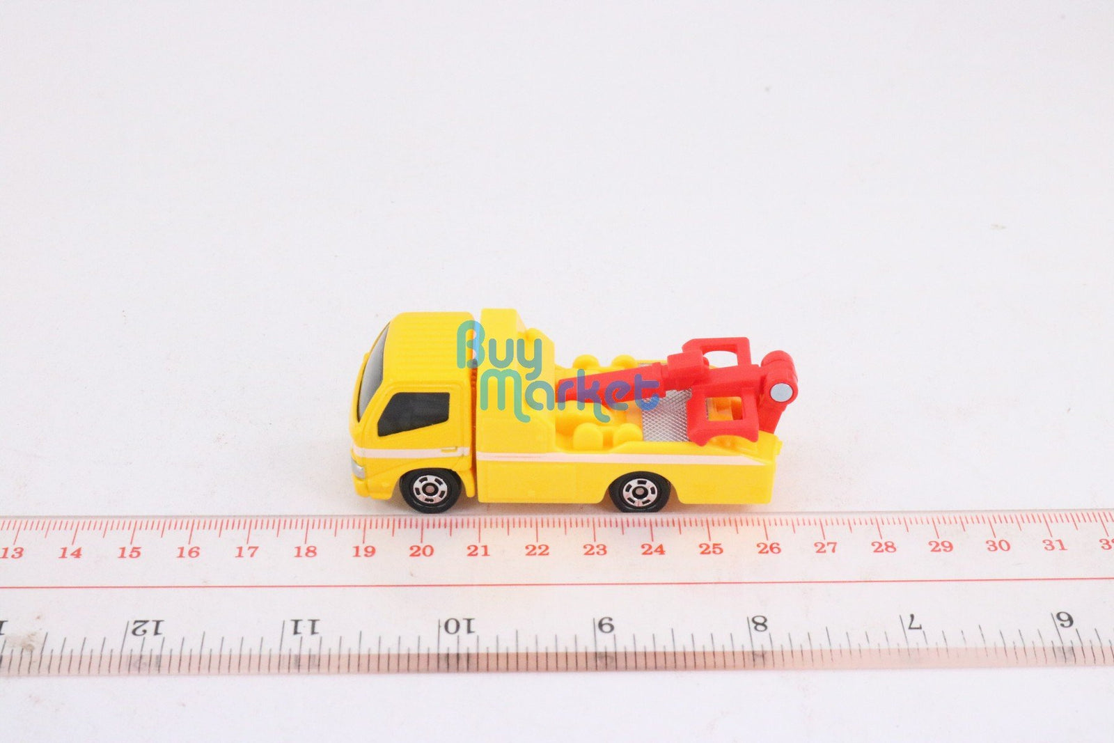 Takara Tomy Tomica No.05 Toyota DYNA Wrecker Truck Diecast Toy Car 2018 NEW