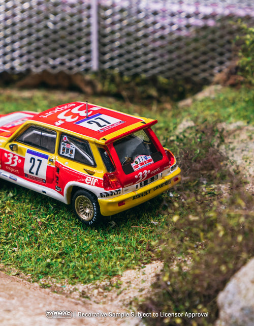 Load image into Gallery viewer, Tarmac Works Renault 5 MAXI Turbo Tour de Corse Rallye de Frane 1985
