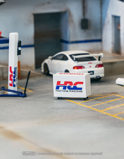 Load image into Gallery viewer, Tarmac Works 1/64 Garage tools set  Honda Racing Diorama
