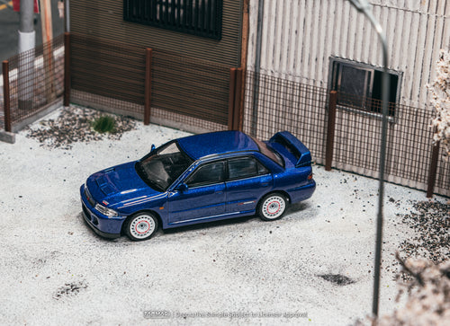 Load image into Gallery viewer, (Pre-order) Tarmac Works Mitsubishi Lancer GSR Evolution II Blue Diecast Model
