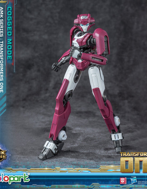 Load image into Gallery viewer, TRANSFORMERS ONE AMK (Cogged Mode) Elita-1 Model Kit
