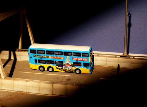 Load image into Gallery viewer, Tiny City Die-cast Model Car - KMB DENNIS Dragon 11m Zero Accidents (33A)

