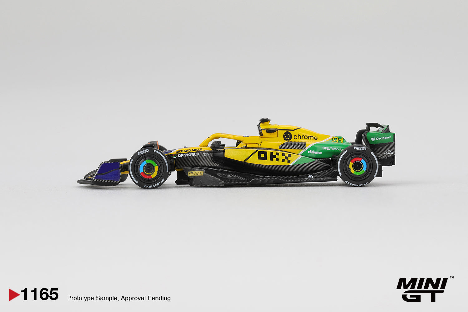 (Pre-order) MINI GT #1165 McLaren MCL38 #81 Oscar Piastri 2024 F1 2024 Monaco GP