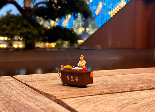 Load image into Gallery viewer, TINY Hong Kong City 1/35 #11 Stinky Tofu Cartful Diecast paint Figure
