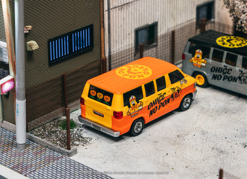 Load image into Gallery viewer, Tarmac Works 1/64 Dodge Van OHIGE no PON Diecast Model Car
