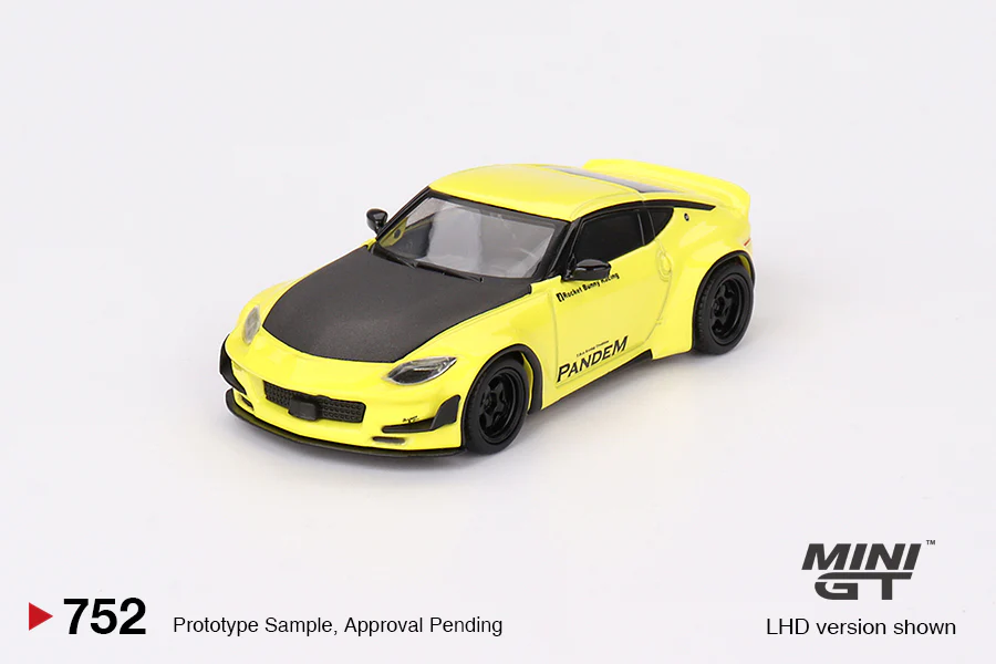 Mini GT #752 1/64 Nissan Z Pandem Ikazuchi Yellow Model car RHD