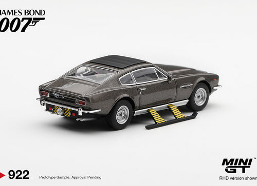 Load image into Gallery viewer, (Pre-order) Mini GT #922 Aston Martin V8 Vantage The Living Daylights 007 Model
