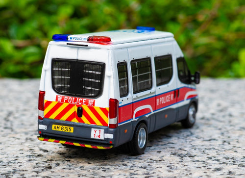 Load image into Gallery viewer, Tiny City HKP07 Die-cast Model Car - IVECO Daily Police Patrol Car (AM8315)
