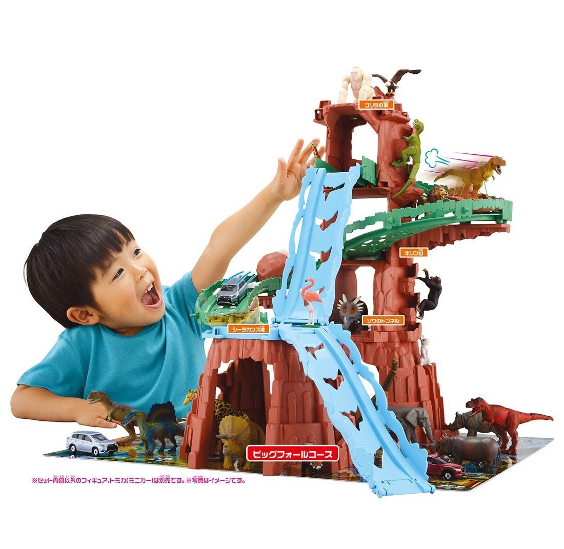 Takara Tomy ANIA Ania Transfiguration! Big Fall Mountain Toy Kids playset