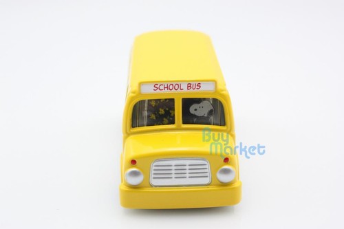 NEW Takara Tomy Dream Tomica #154 Snoopy Yellow School Bus Diecast Toy Car Japan