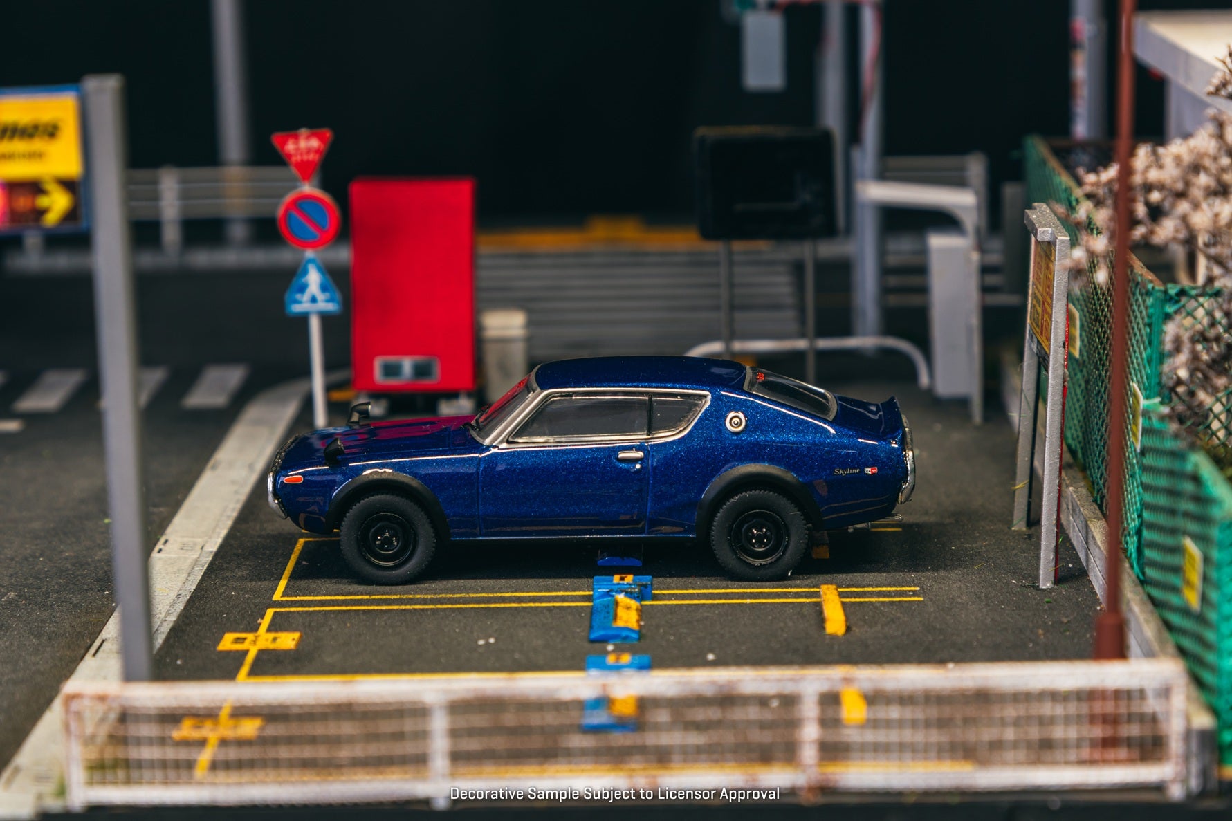 Tarmac Works 1:64 Nissan Skyline 2000GT-R KPGC110 Blue Metallic