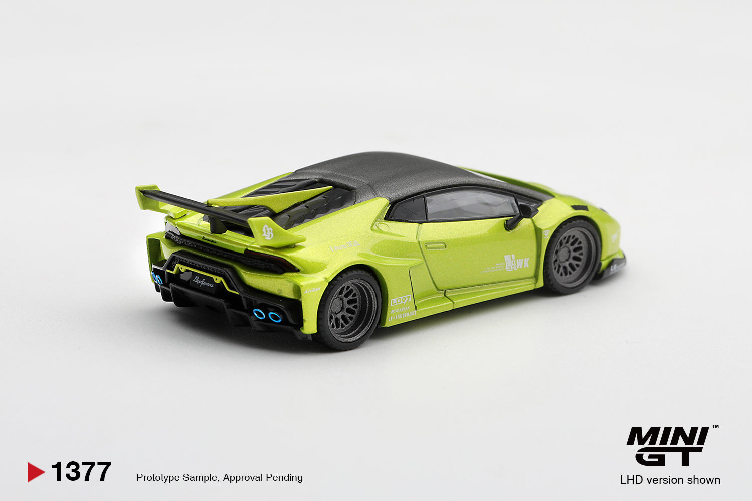 (Pre-order) Mini GT #1377 Lamborghini Huracán LB★WORKS Lime Metallic LHD