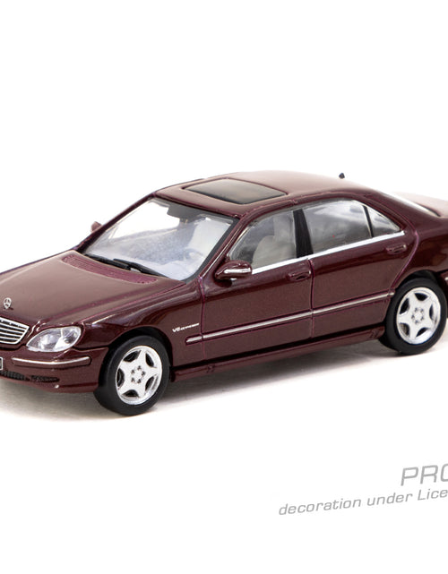 Load image into Gallery viewer, Tarmac Works 1/64 Mercedes-Benz S 55 AMG Bordeaux Red Metallic Model
