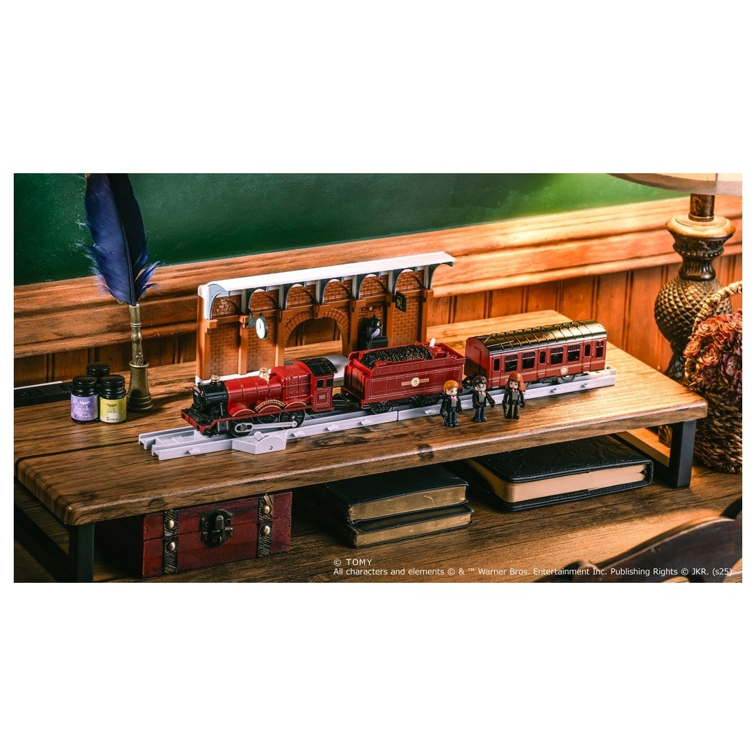 Takara Tomy Plarail Train Set - Plarail Harry Potter Hogwarts Express Set
