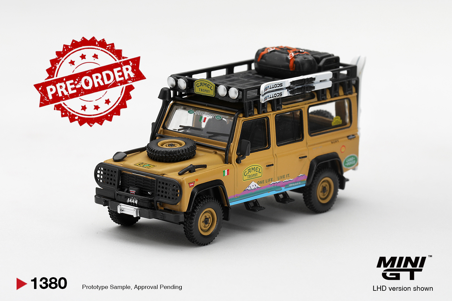 (Pre-order) Mini GT #1380 Land Rover Defender 110 1998 Camel Trophy Italy LHD