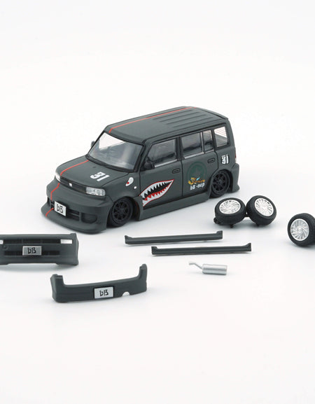 BMC 1/64 Toyota 2000 bB - Matte Green + P40 Tiger Pattern (RHD) LTD