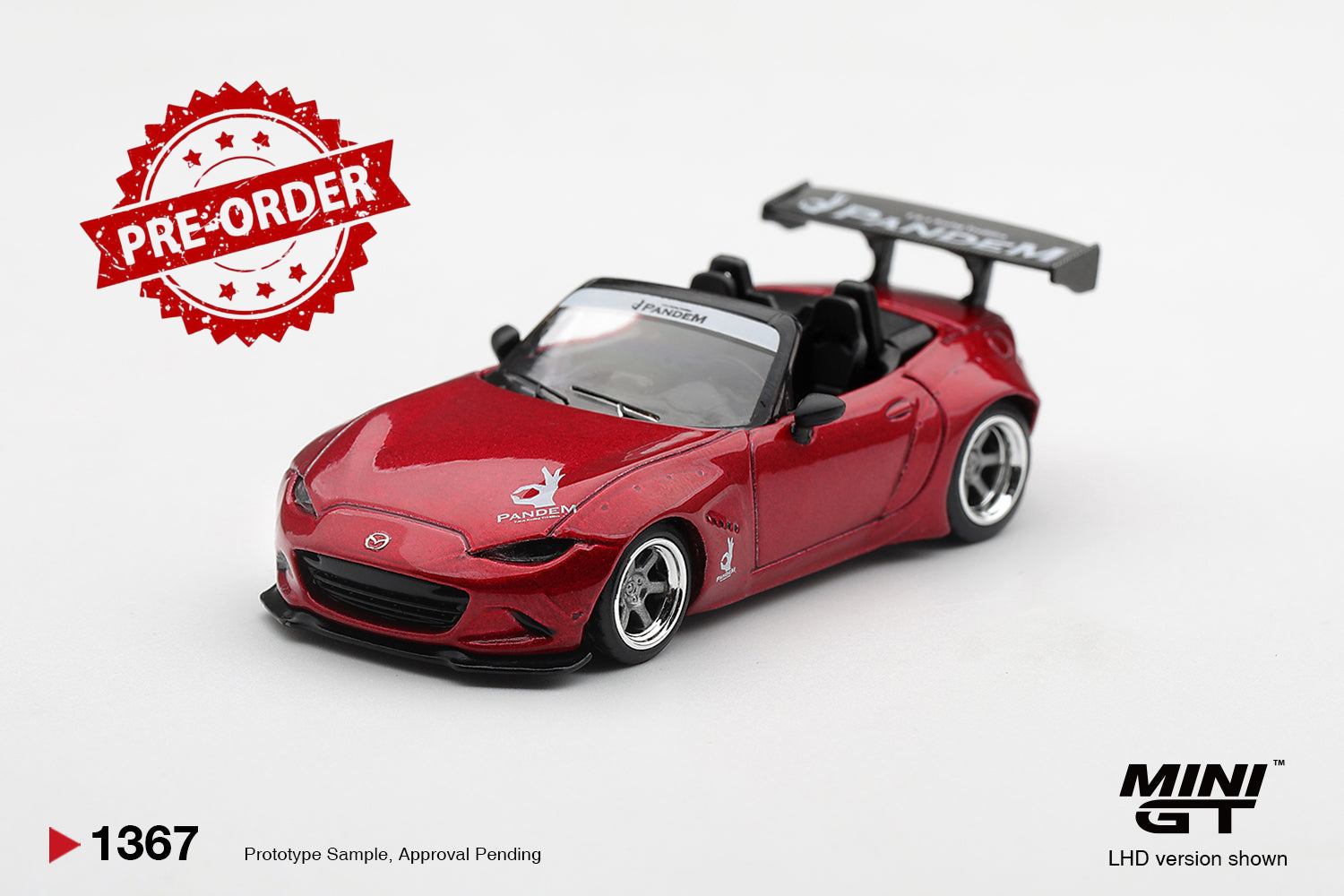 (Pre-order) Mini GT #1367 Mazda Miata MX-5 (ND) Pandem Kodo Red 2015 LHD