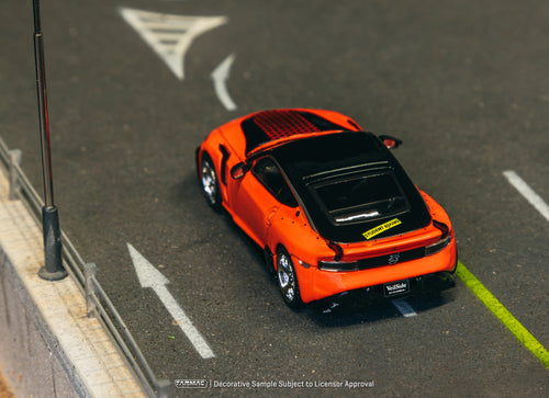 Load image into Gallery viewer, Tarmac Works 1/64 Nissan VeilSide FFZ400 Fairlady Z Orange with Card
