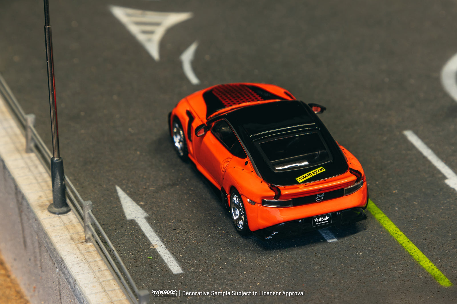 Tarmac Works 1/64 Nissan VeilSide FFZ400 Fairlady Z Orange with Card