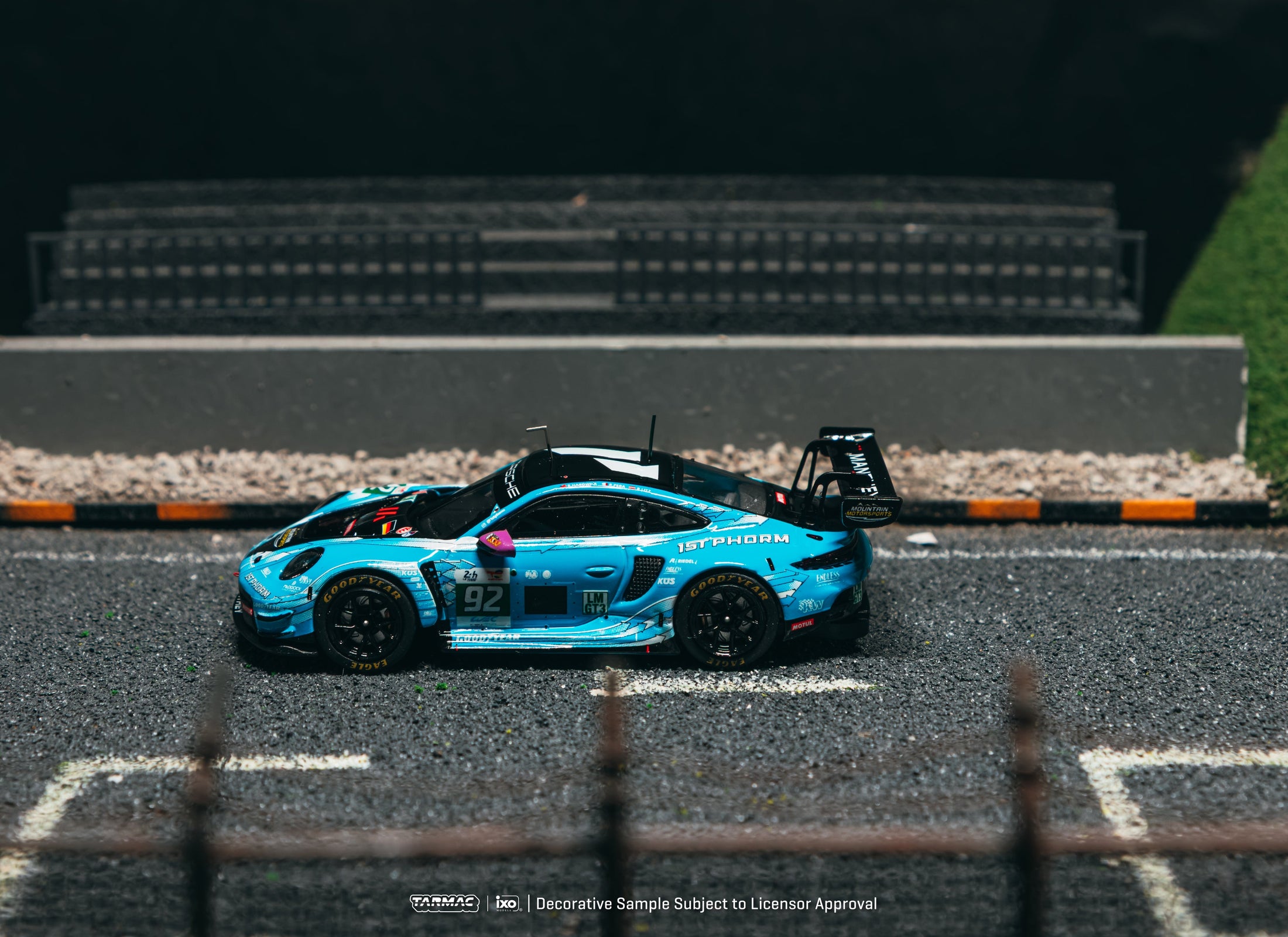 (Pre-order) Tarmac Works 1/64 Porsche 911 GT3 R 24h of Le Mans 2025 Diecast