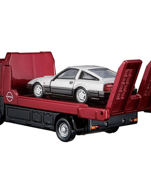 Load image into Gallery viewer, Takara Tomy Tomica Premium - Transporter Nissan Fairlady Z (Z31) Model
