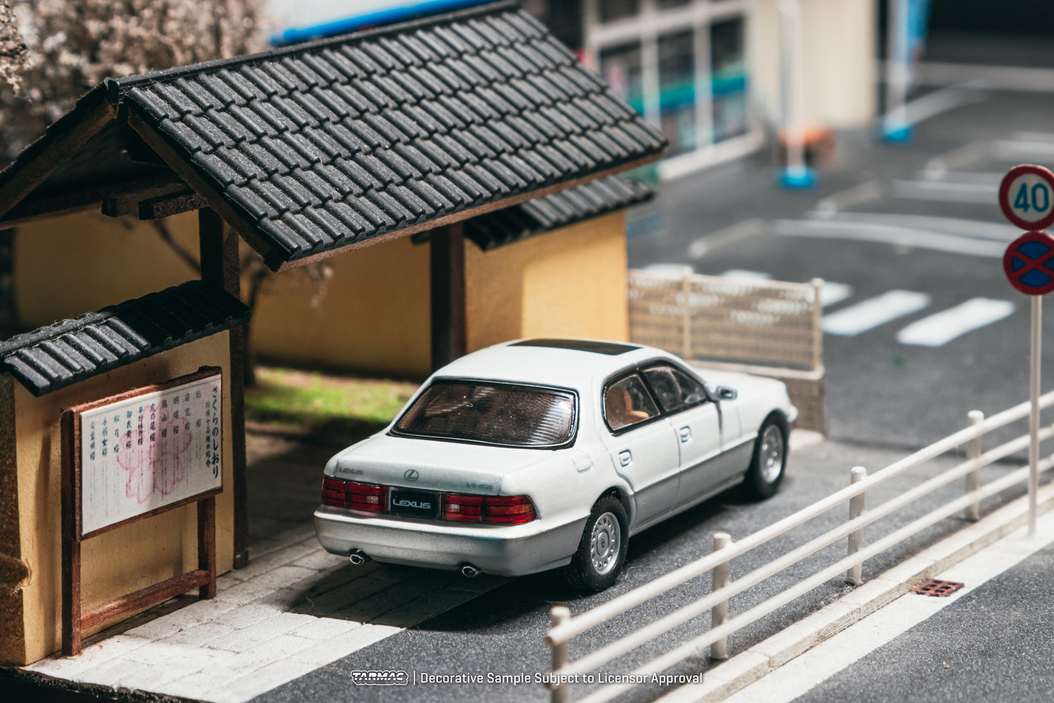 (Pre-order) Tarmac Works 1/64 Lexus LS400 (UCF10) Pearl White Diecast Model Car