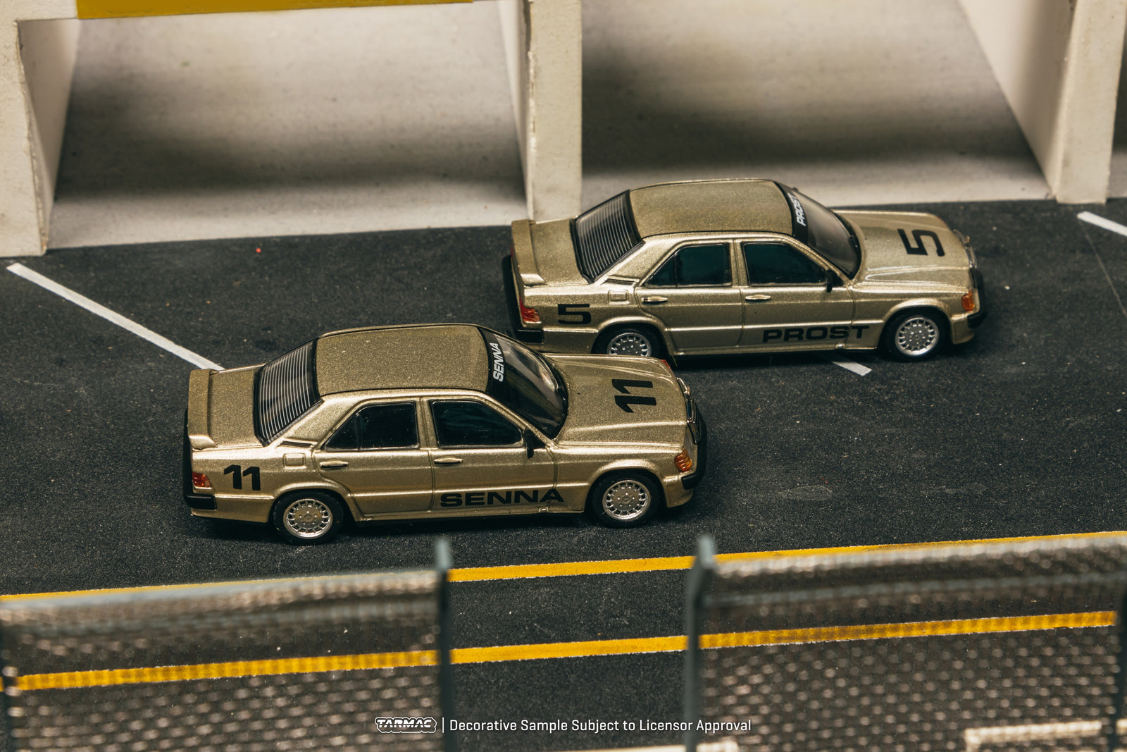 Tarmac Works 1/64 Mercedes-Benz 190 E 2.3-16 Race of Champion 1984